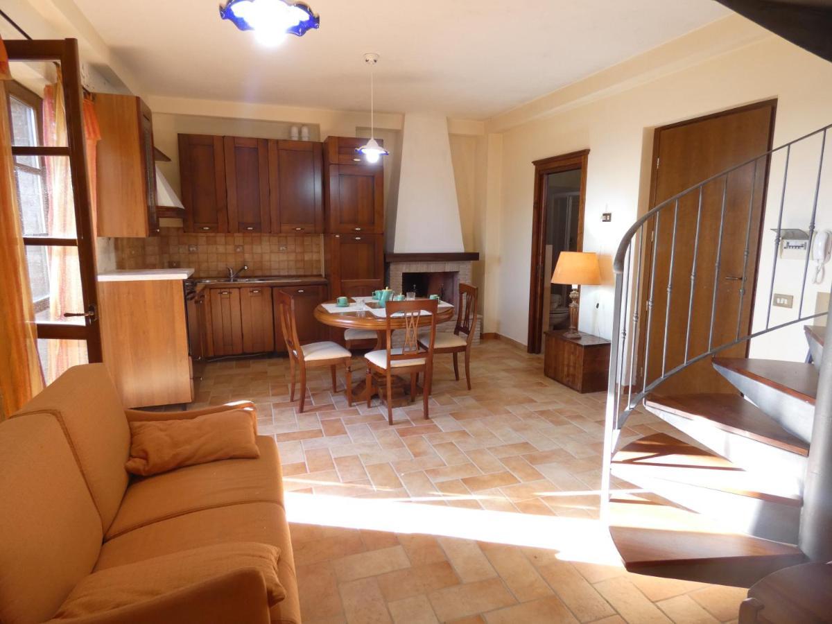 Scappo In Umbria, La Vallata Parrano Exterior photo