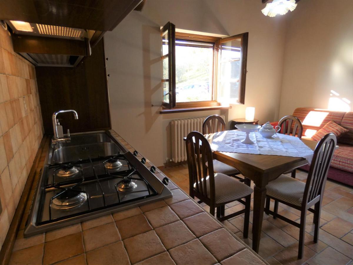 Scappo In Umbria, La Vallata Parrano Exterior photo