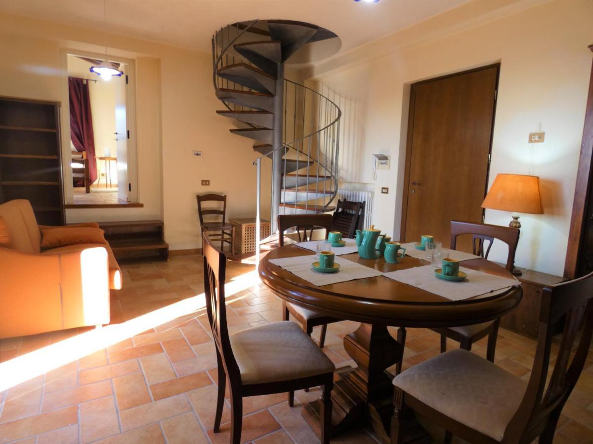 Scappo In Umbria, La Vallata Parrano Exterior photo